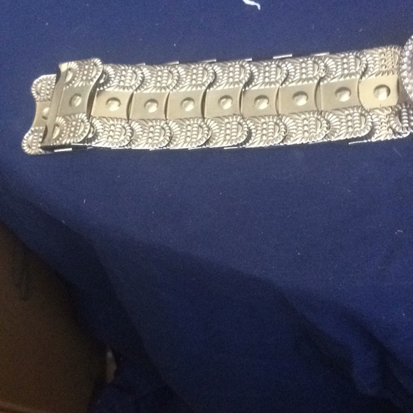 Brand new stretch metal belt - Picture 3 of 3